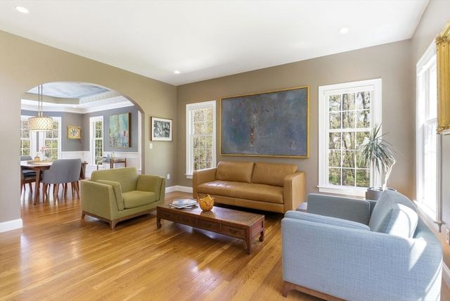 4 Fieldstone Ct, Grafton, MA 01519