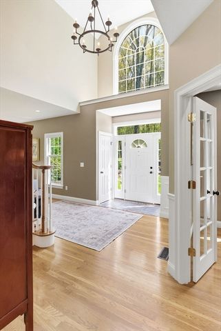 4 Fieldstone Ct, Grafton, MA 01519
