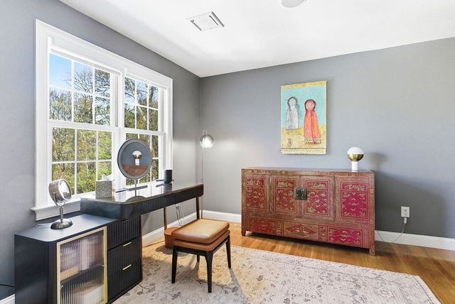 4 Fieldstone Ct, Grafton, MA 01519