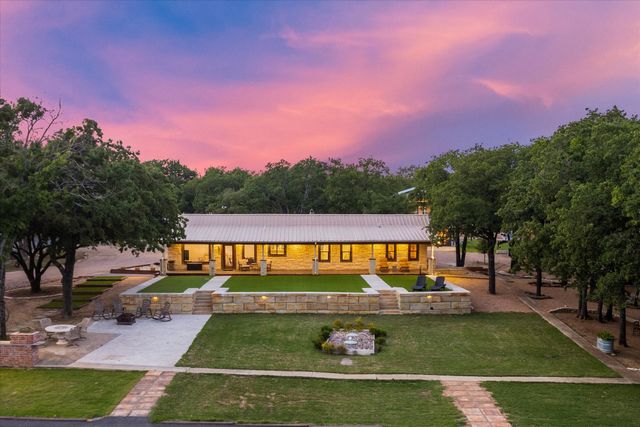 1000 County Road 904, Joshua, TX 76058