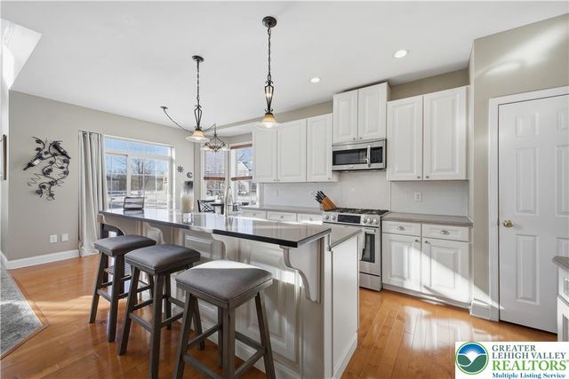 845 Garden Court, Easton, PA 18040