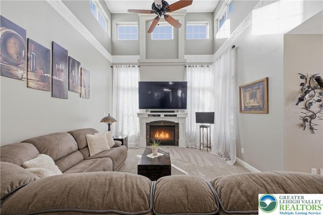 845 Garden Court, Easton, PA 18040