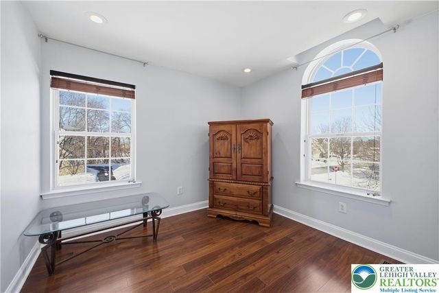 845 Garden Court, Easton, PA 18040