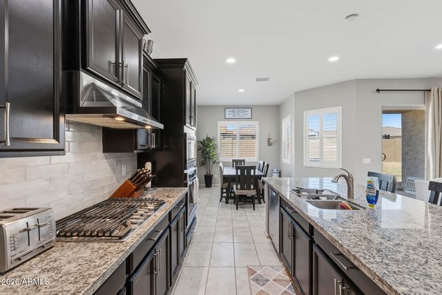 4916 N 185TH Drive, Goodyear, AZ 85395