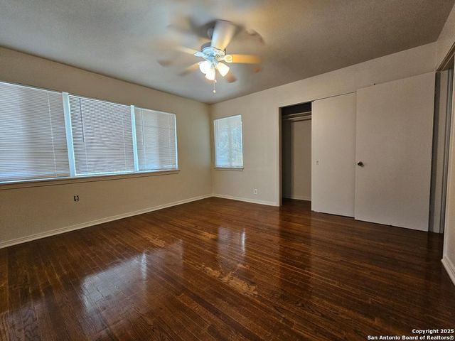 217 E Lullwood Ave Apt 3, San Antonio, TX 78212