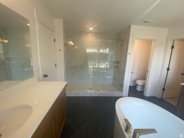 7111 W DOCKSIDER DR, South Jordan, UT 84009