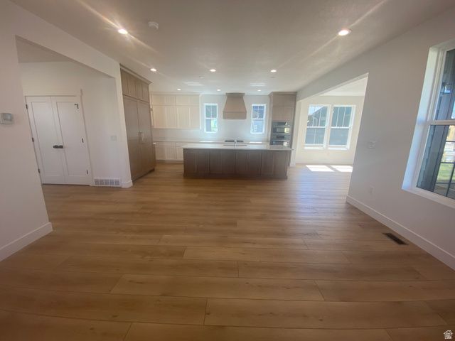 7111 W DOCKSIDER DR, South Jordan, UT 84009