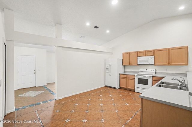 1211 Walnut Grove Way, Rockledge, FL 32955