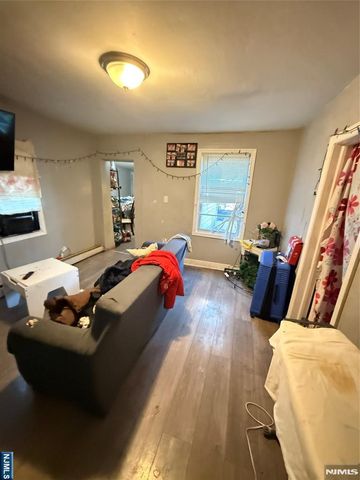 63 Pearl Street, Paterson, NJ 07501