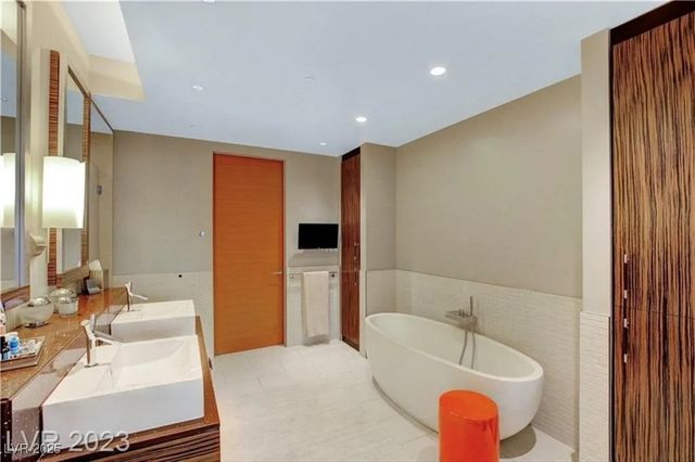 3750 Las Vegas Boulevard 3210, Las Vegas, NV 89158