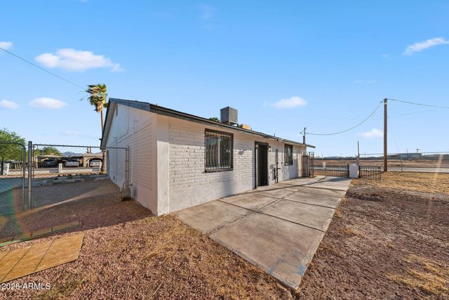 9416 W MADISON Street, Tolleson, AZ 85353