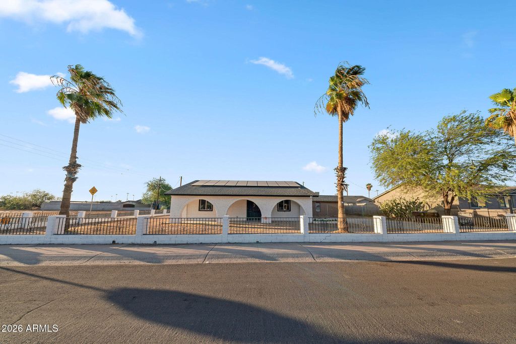 9416 W MADISON Street, Tolleson, AZ 85353 — photo 2