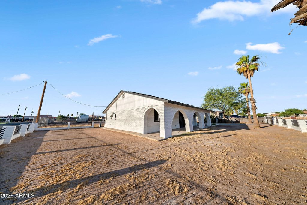 9416 W MADISON Street, Tolleson, AZ 85353 — photo 3