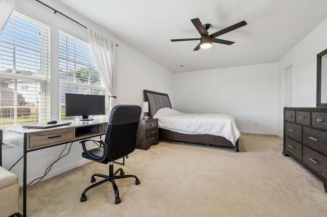 1429 Scarcroft Ln, Nashville, TN 37221