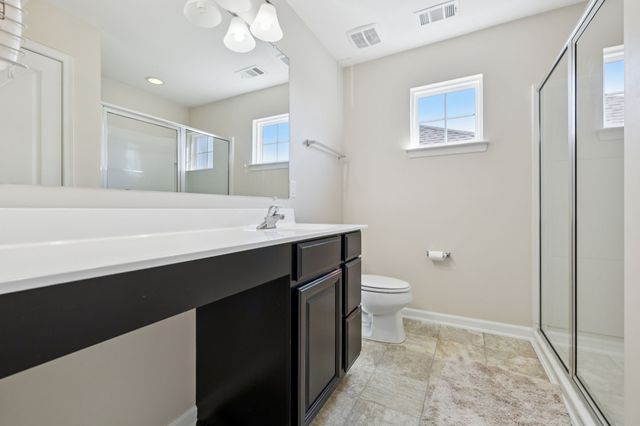 1429 Scarcroft Ln, Nashville, TN 37221