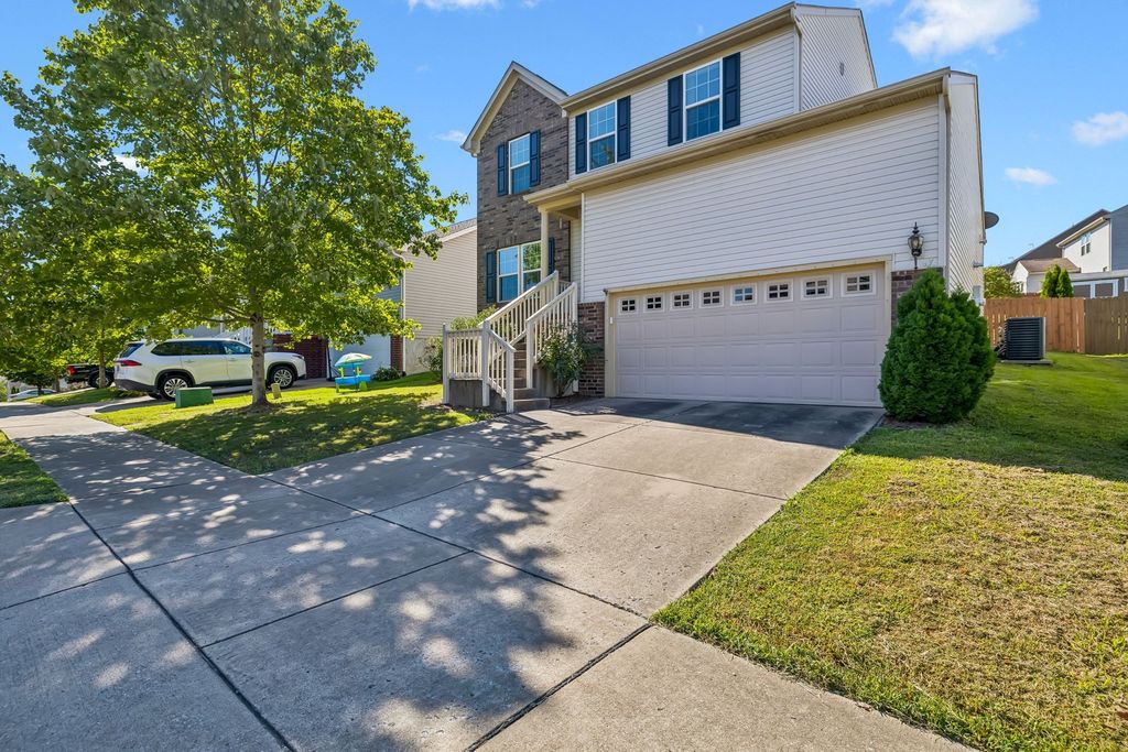 1429 Scarcroft Ln, Nashville, TN 37221