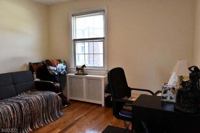 35 Elmwood Ter 35, Elmwood Park Boro, NJ 07407