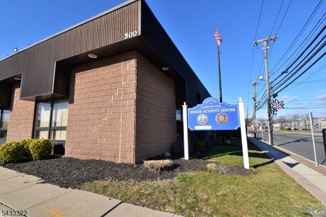 35 Elmwood Ter 35, Elmwood Park Boro, NJ 07407