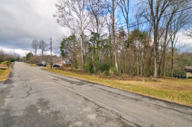 2420&13410 N Shore Acres & Lisa Ln Road, Soddy Daisy, TN 37379