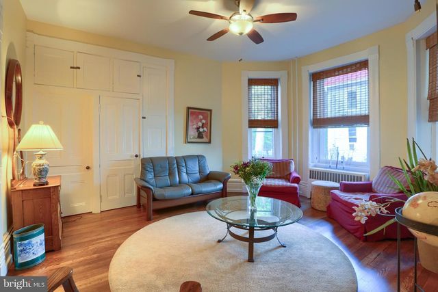 424 W MAIN STREET, Mechanicsburg, PA 17055