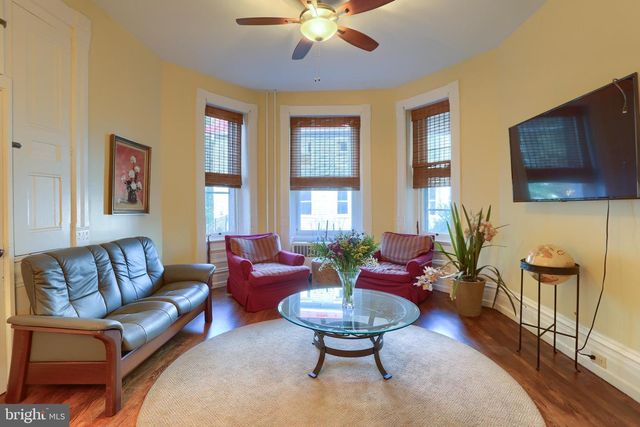 424 W MAIN STREET, Mechanicsburg, PA 17055