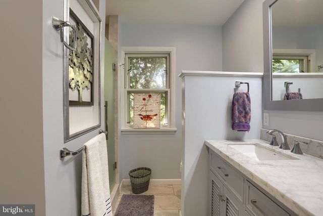 424 W MAIN STREET, Mechanicsburg, PA 17055