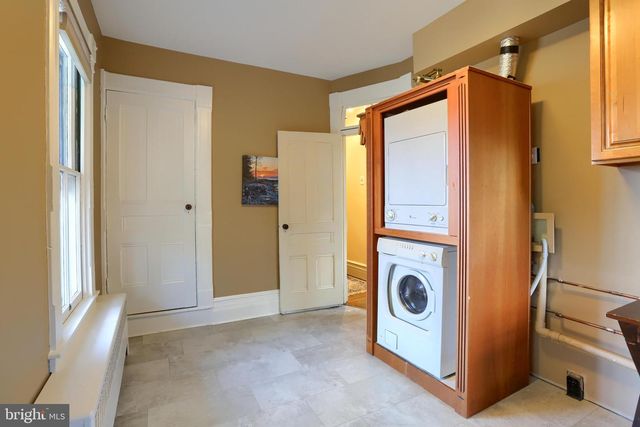 424 W MAIN STREET, Mechanicsburg, PA 17055