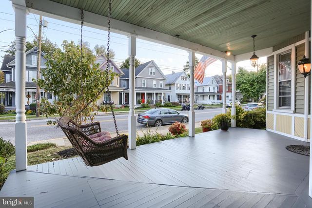 424 W MAIN STREET, Mechanicsburg, PA 17055