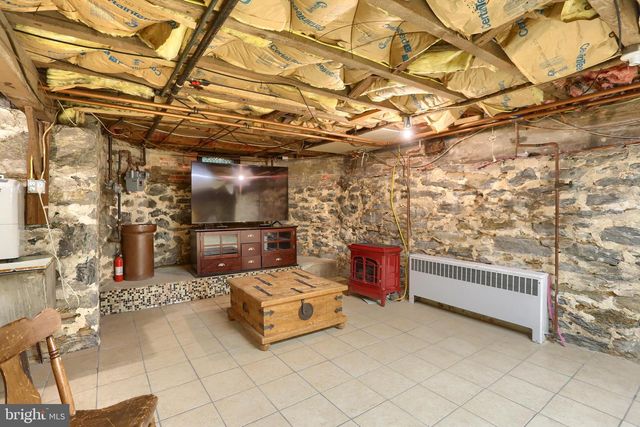 424 W MAIN STREET, Mechanicsburg, PA 17055