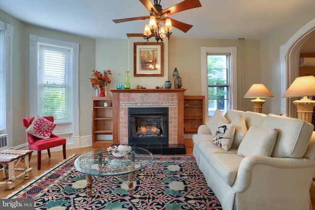 424 W MAIN STREET, Mechanicsburg, PA 17055