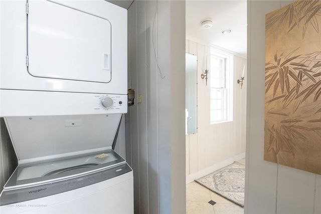115 John Street, Newport, RI 02840
