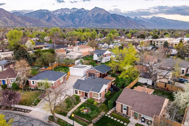 2008 E STRATFORD DR, Salt Lake City, UT 84109