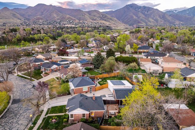 2008 E STRATFORD DR, Salt Lake City, UT 84109