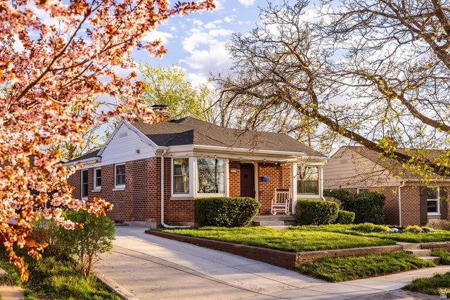 2008 E STRATFORD DR, Salt Lake City, UT 84109