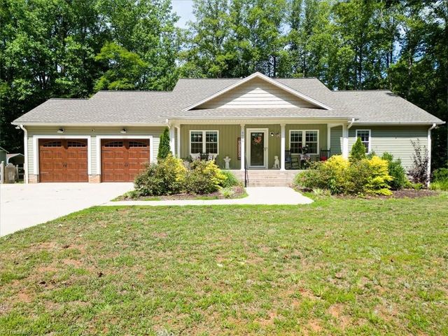 5086 Appalachian Road, Winston-salem, NC 27105