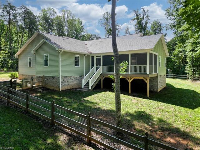 5086 Appalachian Road, Winston-salem, NC 27105