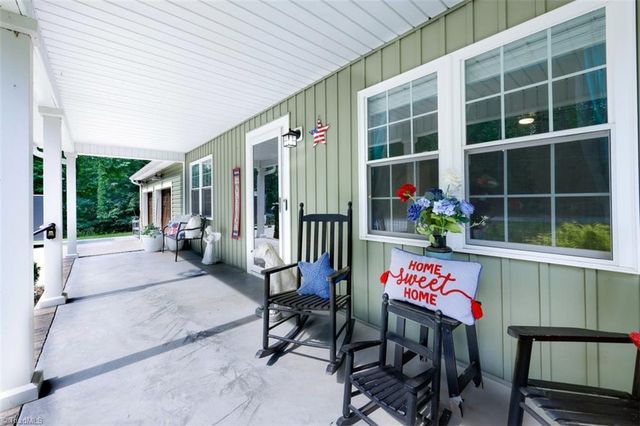 5086 Appalachian Road, Winston-salem, NC 27105