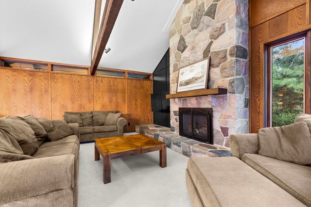 453 E Hamilton Lane, Battle Creek, MI 49015