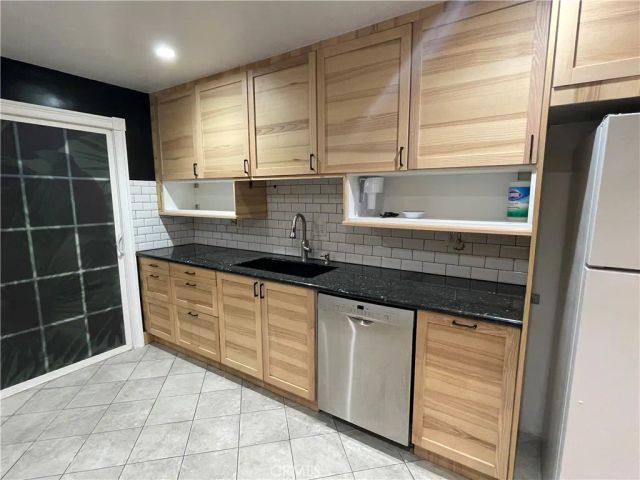 1515 E Rowland, West Covina, CA 91791