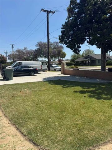 1515 E Rowland, West Covina, CA 91791