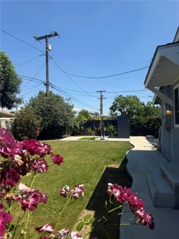 1515 E Rowland, West Covina, CA 91791