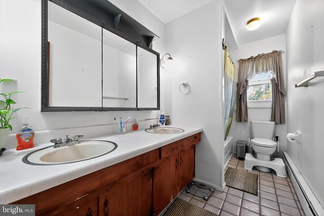 537 CLEMS RUN, Mullica Hill, NJ 08062