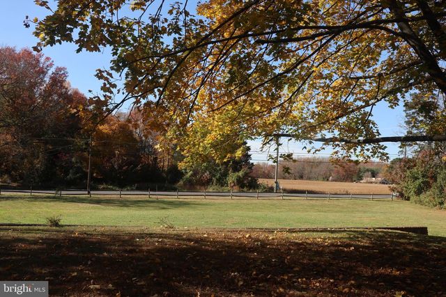 537 CLEMS RUN, Mullica Hill, NJ 08062