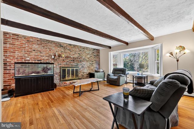 537 CLEMS RUN, Mullica Hill, NJ 08062