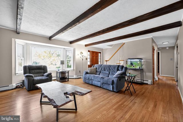 537 CLEMS RUN, Mullica Hill, NJ 08062