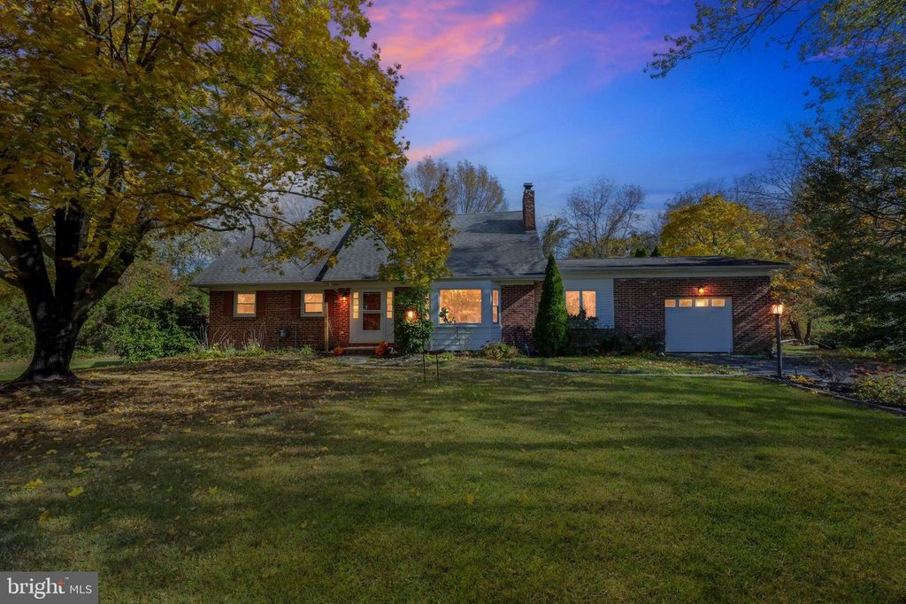 537 CLEMS RUN, Mullica Hill, NJ 08062