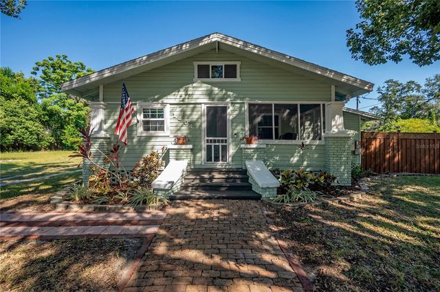 1404 E CAYUGA STREET, Tampa, FL 33603