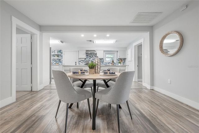 1404 E CAYUGA STREET, Tampa, FL 33603