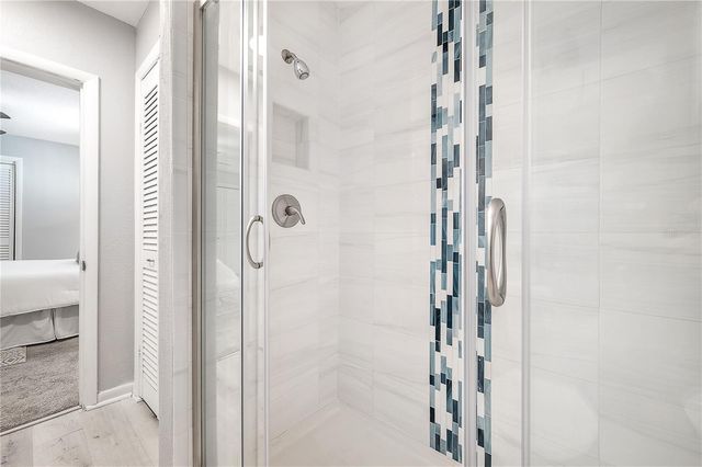 1404 E CAYUGA STREET, Tampa, FL 33603