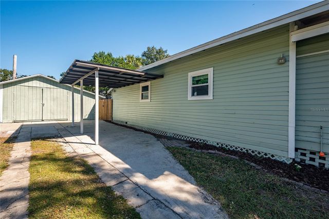 1404 E CAYUGA STREET, Tampa, FL 33603